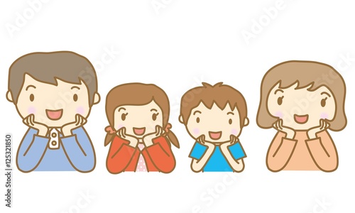 頰杖をつく笑顔の4人家族