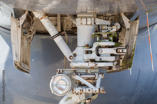 Fotografija Aircraft nose landing gear