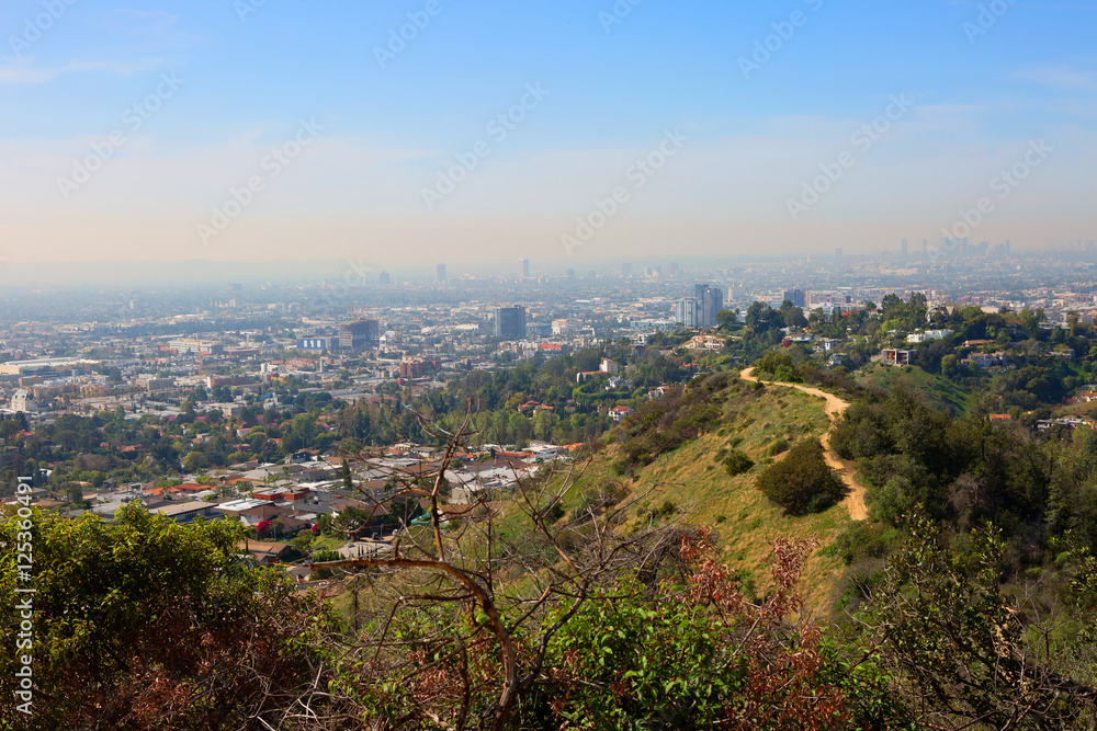 Вид на Лос-Анджелес  с горы Голливуд