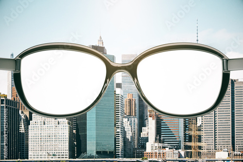 Empty eyeglass lenses