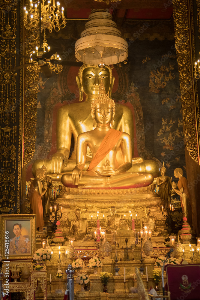 Fototapeta premium Beautiful of golden Buddha statue and thai art architecture in Wat Bovoranives, Bangkok, Thailand. Photo taken on: October 30, 2016