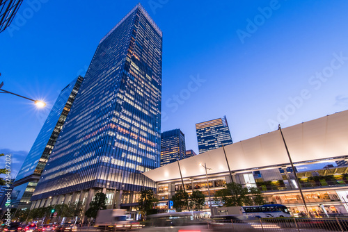 Photography 東京駅八重洲口の夜景 / Night view of Tokyo Station Yaesu entrance