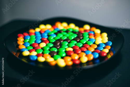 Fotografia The question mark out of the candy skittles