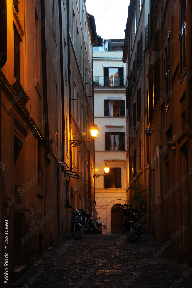 An old street in Rome at nighttime