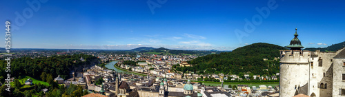 Fortress Hohensalzburg, beautiful medieval castle in Salzburg © 31etc