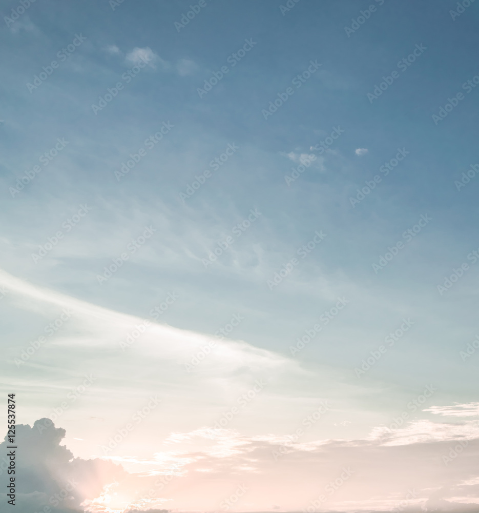 Fototapeta premium Tropical sky and clouds beautiful sunrise