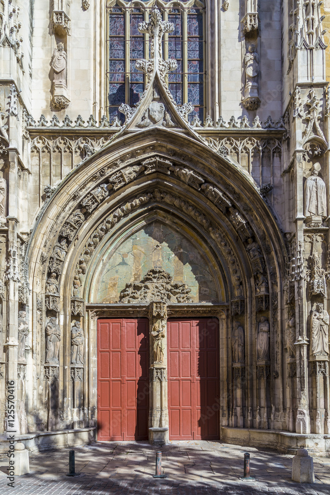 famous entrance gate at Cathedral of St. Jean Maltese