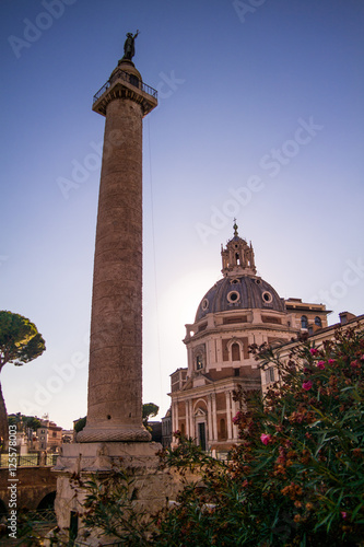 Canvas Print old pillar in rome in the evening