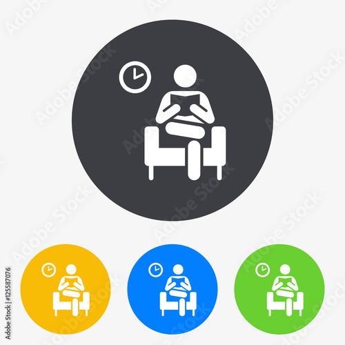 Icono plano sala de espera en circulo varios colores