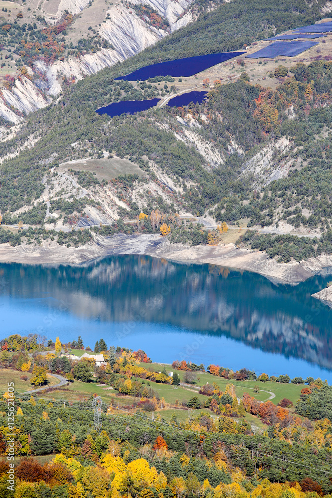 Obraz premium lac de Serre-Poncon