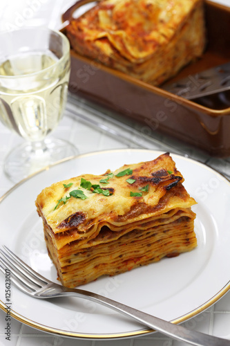 lasagna alla bolognese, italian cuisine