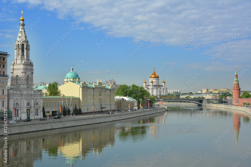Morning on the Moscow river