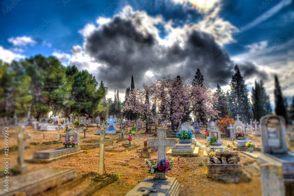 Cementerio,Tumbas y lapidas.Religion cristiana y funeral.Cruz y