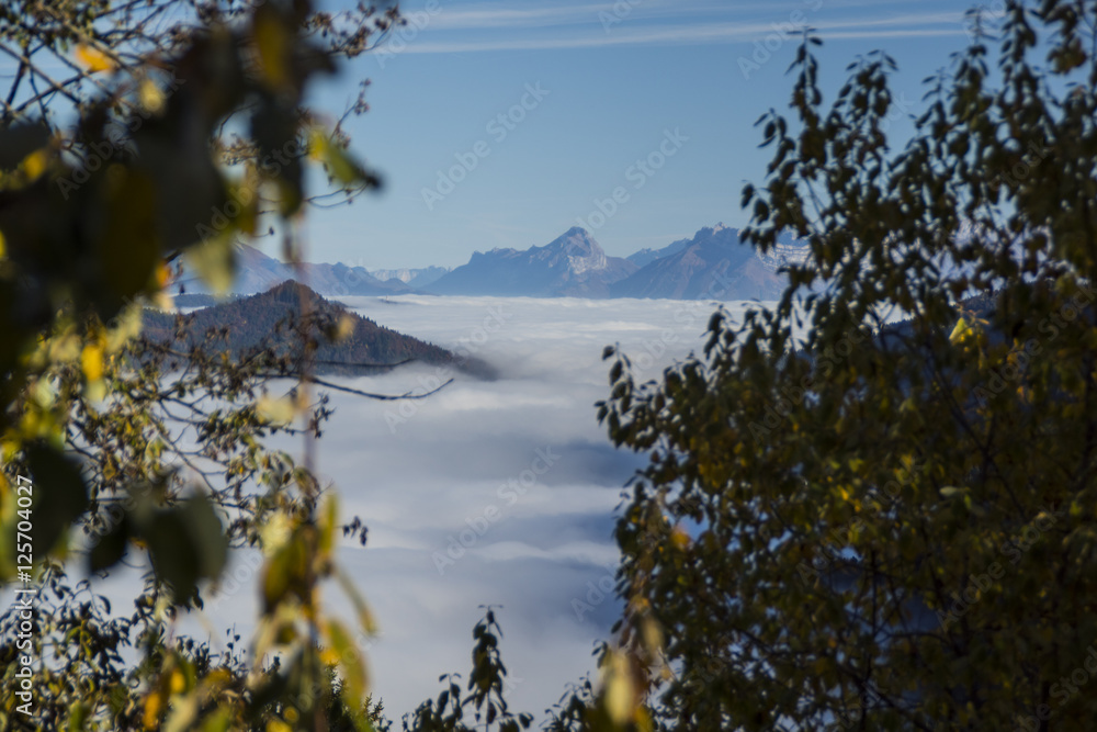 Massif de Belledonne - Mer de nuages. Massif de Belledonne - Mer de nuages.