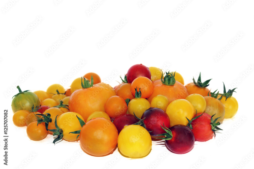 Tomates cerises jaune rouge verte Tomates cerises jaune rouge verte