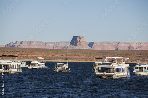Lake Powell in Glen Canyon ...