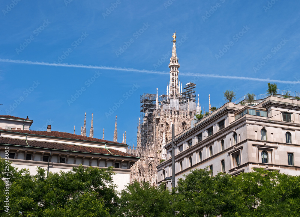 Obraz premium The spiers of the Duomo. Milan, Italy.