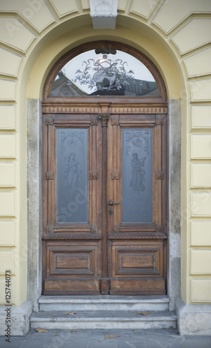 Old doors, handles, locks, lattices and windows   © YuryGulakov