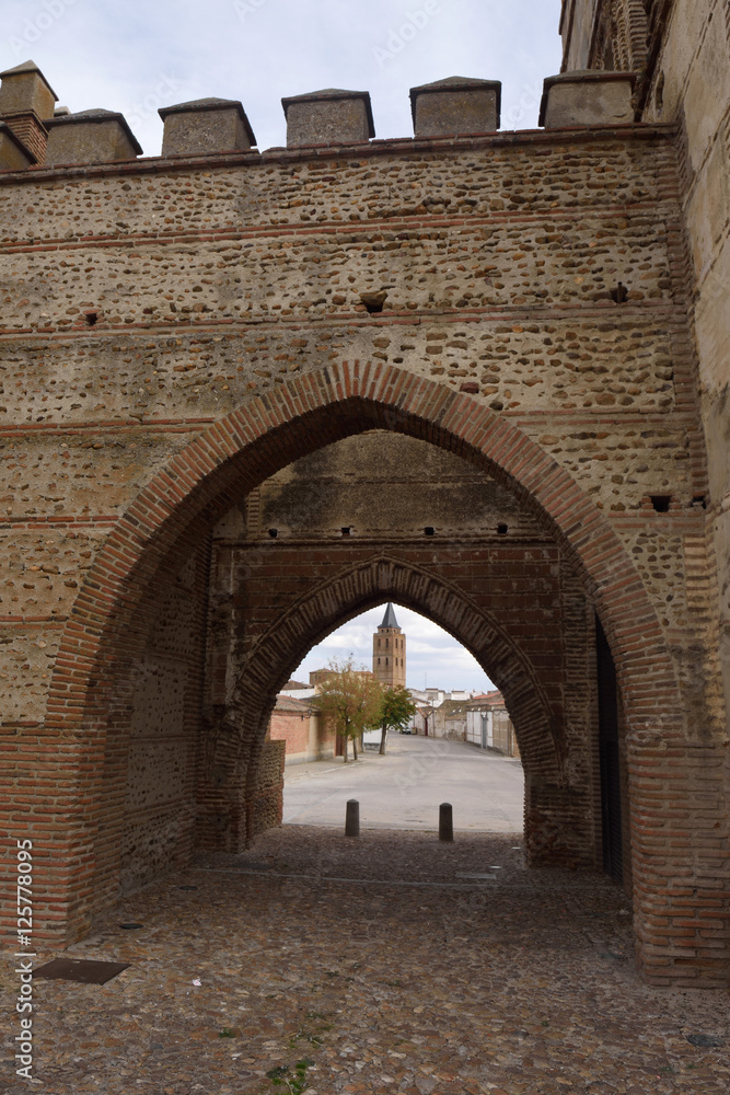 Walls and San NIcolas church, Madrigal de las Altas Torres, Avila province, Spain Walls and San NIcolas church, Madrigal de las Altas Torres, Avila province, Spain