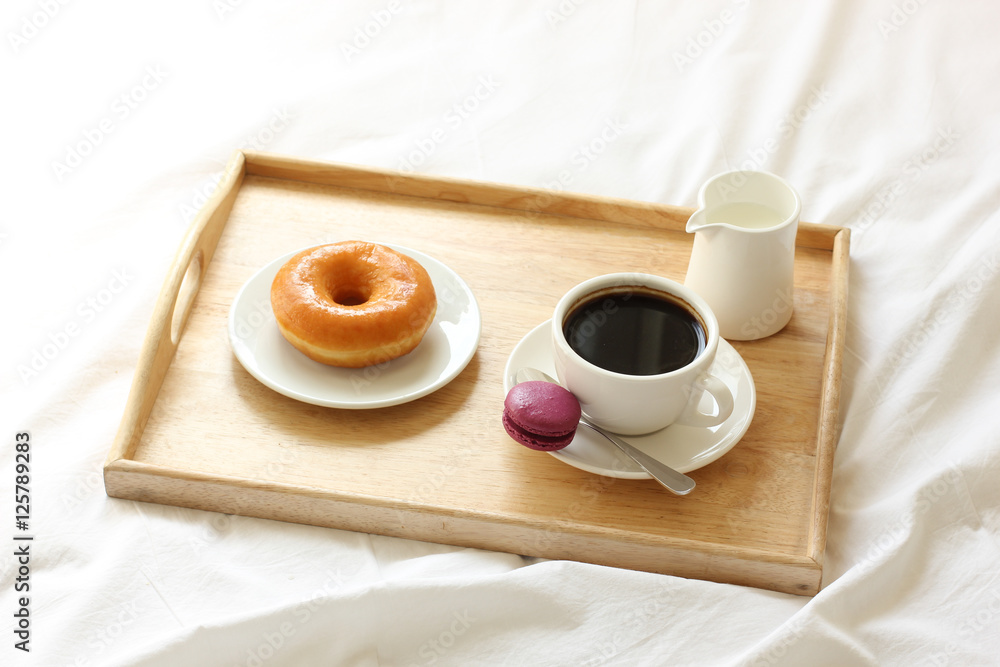 Coffee and dessert for breakfast
Coffee and dessert for breakfast
