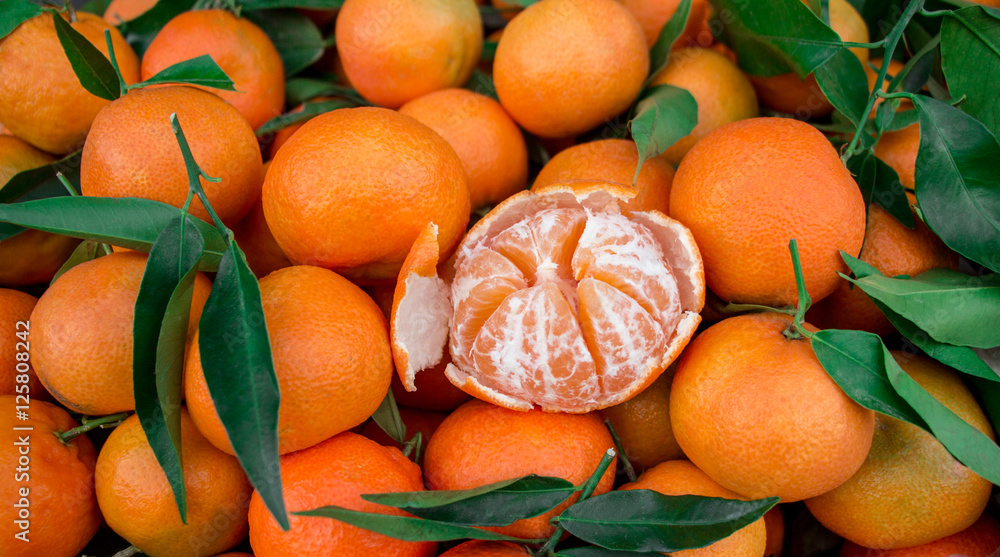 Tangerines for sale.