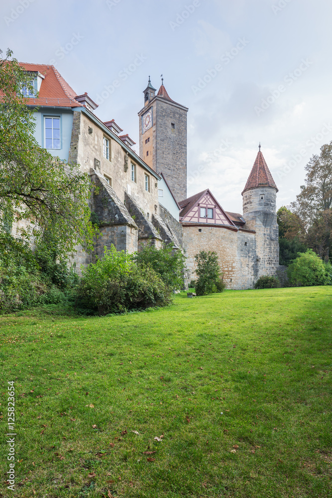 Outside de walls of Rothenburg ob der Tauber along the Romantic Road Outside de walls of Rothenburg ob der Tauber along the Romantic Road