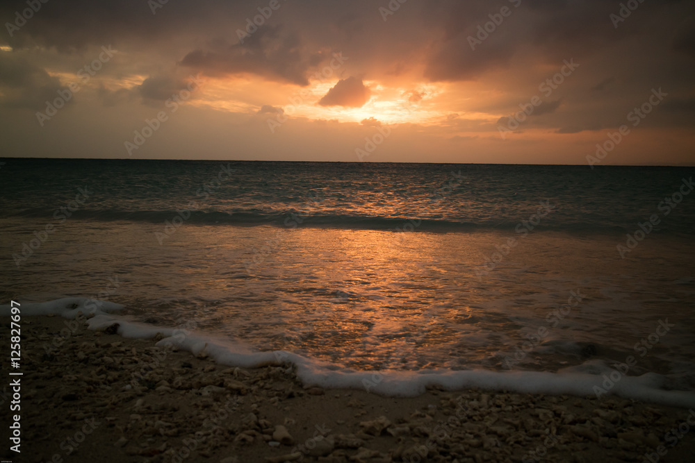 美らSUNビーチの夕陽