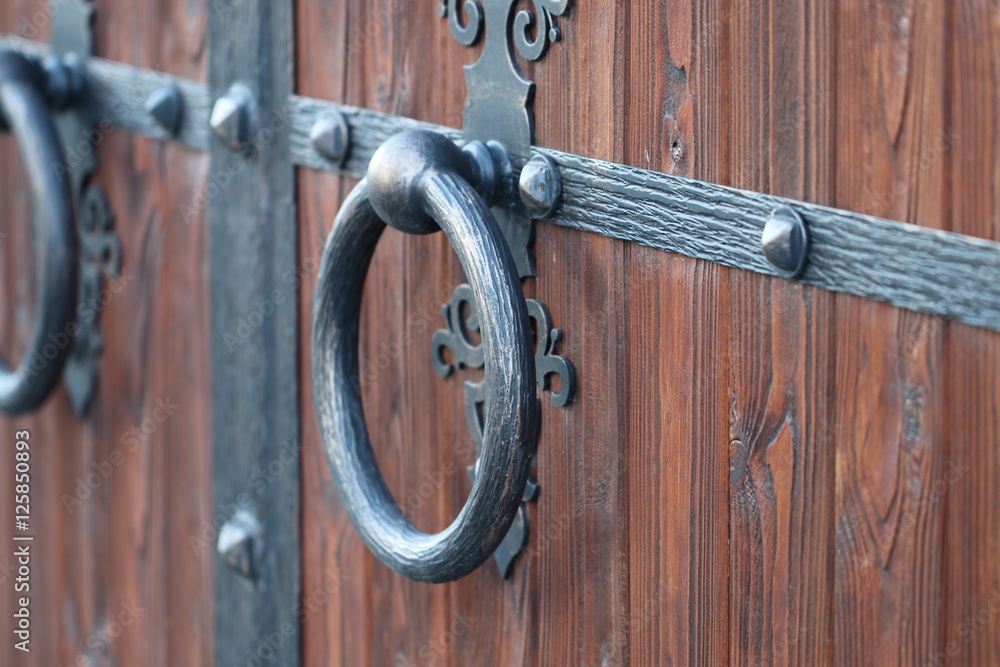 gates into the courtyard, Gate view from the street, Forged gates gates into the courtyard, Gate view from the street, Forged gates