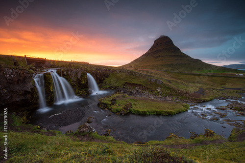 Kirkjufell mountain, West of Iceland © forcdan
