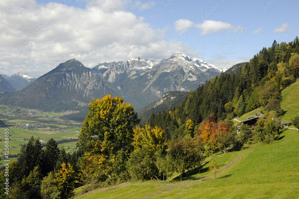 Fototapeta premium Zillertal mit Rofan