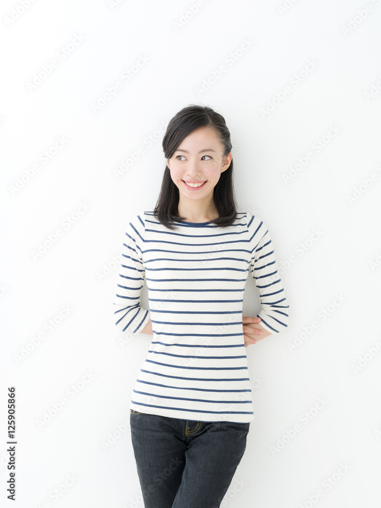 若い女性 若い女性