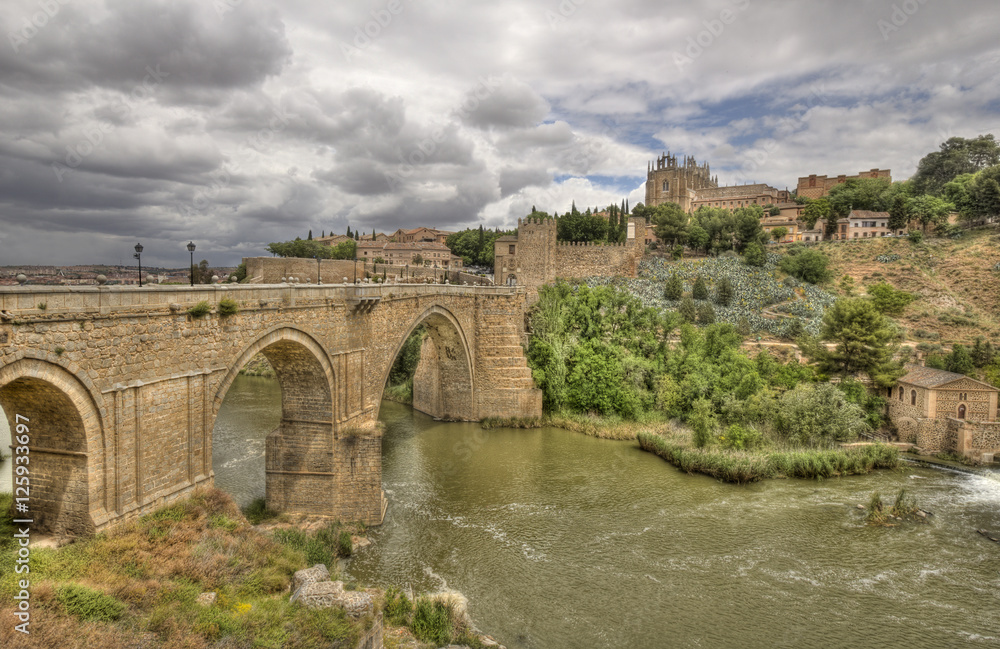 Saint Martin's bridge in Toledo, Spain Saint Martin's bridge in Toledo, Spain