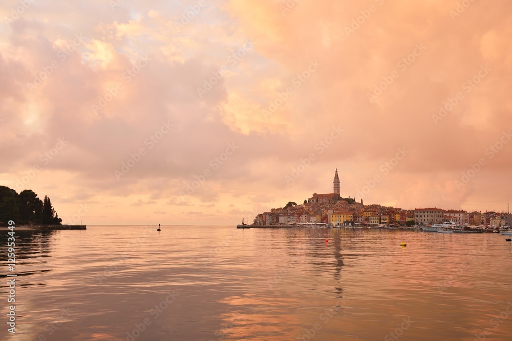 Fototapeta premium A beautiful sunset in Rovinj, Croatia