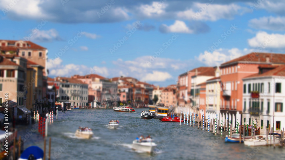 Canale grande in Venice (miniature)