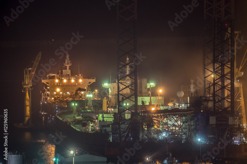 Dubai Drydocks © HartingPhotography