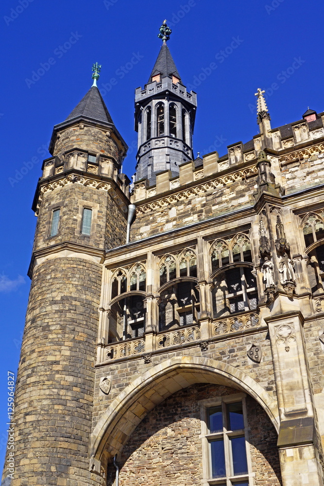 Fototapeta premium Historisches Rathaus in AACHEN ( NRW )