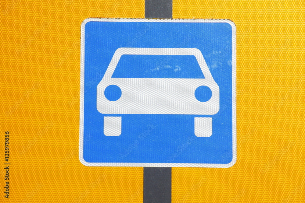 Verkehrsschild Schnellstraße