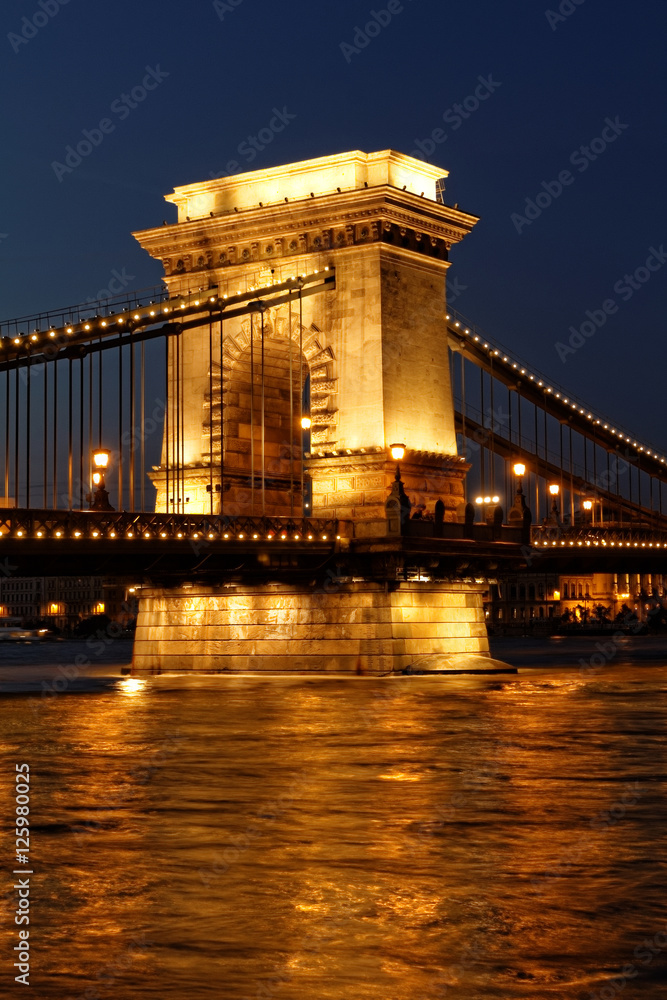Obraz premium Budapest at night