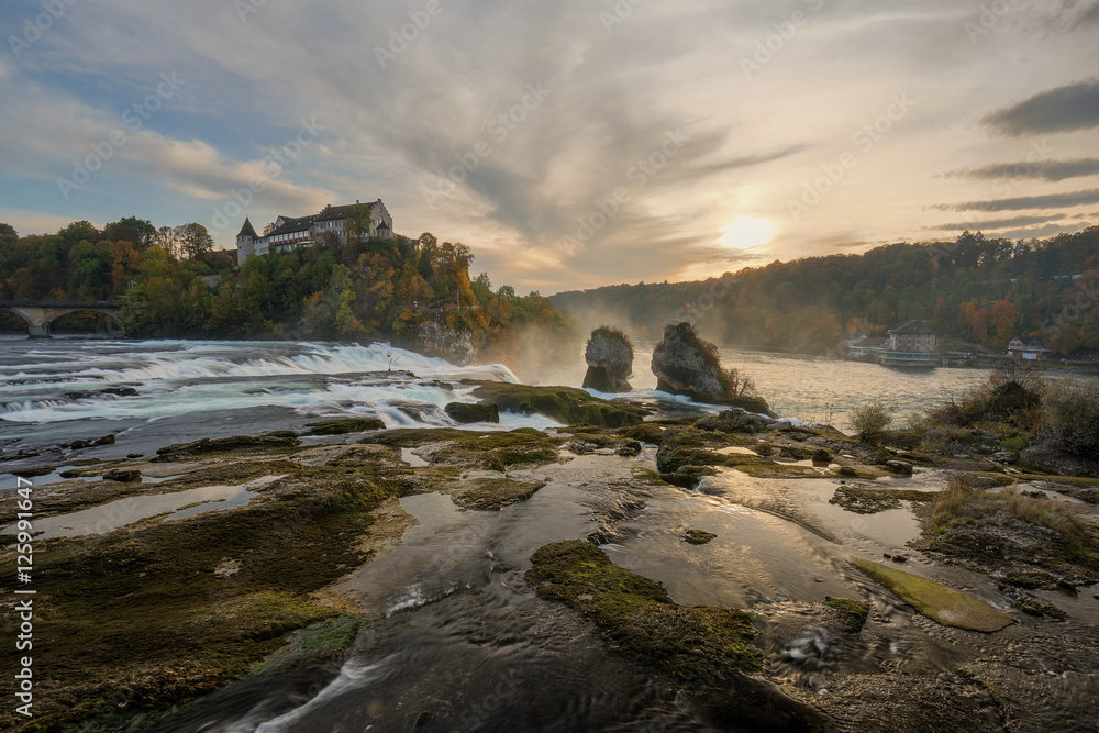 Fototapeta premium Schloss Laufen am Rheinfall