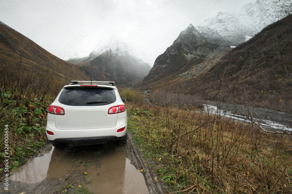 Traveling car in valley