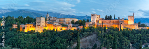 Leinwand Poster Panorama of Moorish palace and fortress complex Alhambra with Comares Tower, Alc