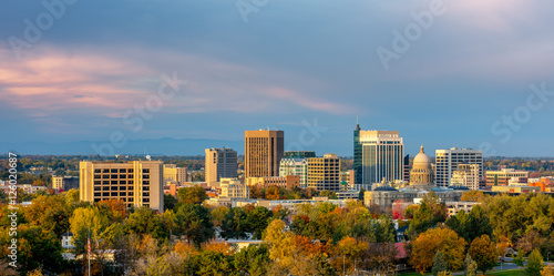 Canvas Beautiful little town of Boise Skyline in fall