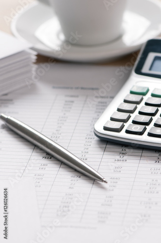 Calcolatrice penna e budget