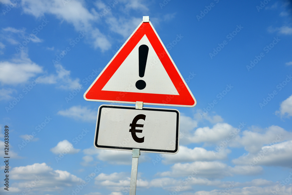Euro, EUR, Währung, Zentralbank, EZB, Geld, Eurozeichen, symbolisch, Schild, Währungsunion, Negativzins, Gemeinschaftswährung, Finanzen, Finanzpolitik, Stabilität, Inflation Euro, EUR, Währung, Zentralbank, EZB, Geld, Eurozeichen, symbolisch, Schild, Währungsunion, Negativzins, Gemeinschaftswährung, Finanzen, Finanzpolitik, Stabilität, Inflation