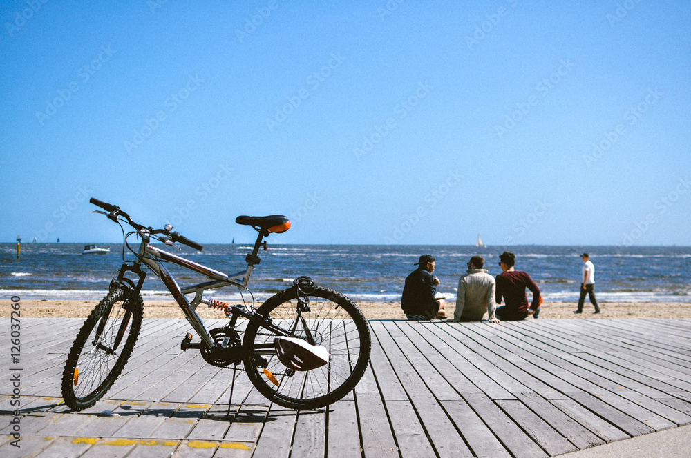 Fototapeta premium a bike on the beach