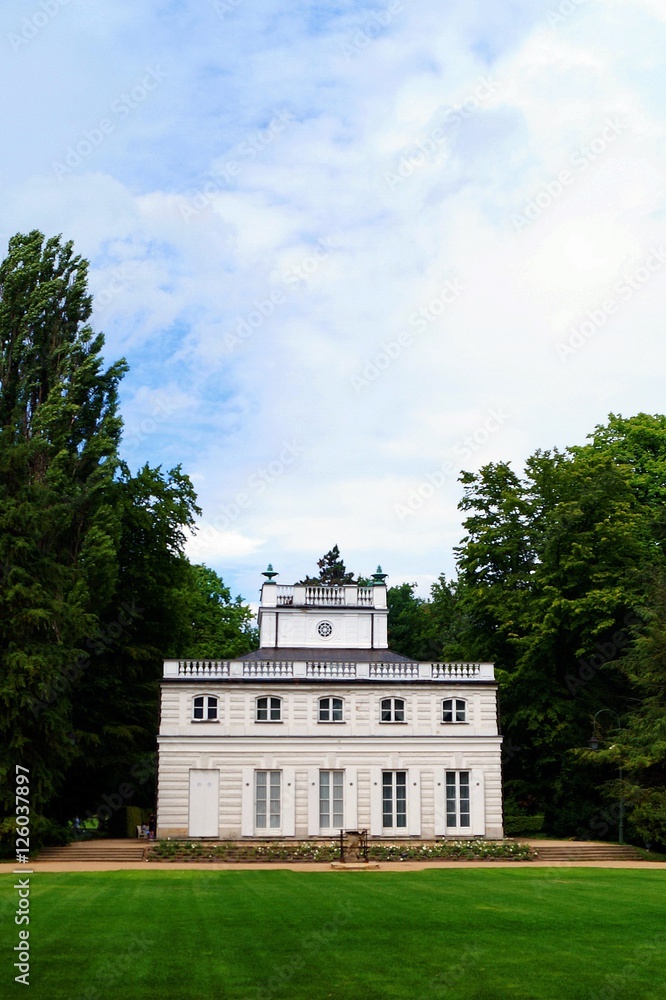 Biały Domek w Łazienkach Królewskich w Warszawie