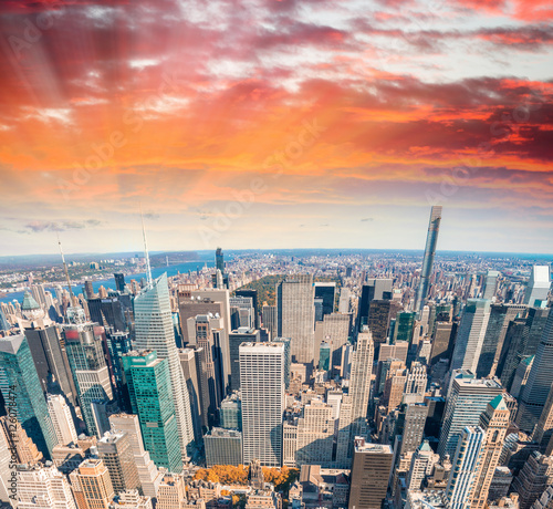 New York City skyscrapers at sunset © jovannig