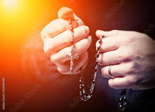Fototapeta hands and rosary