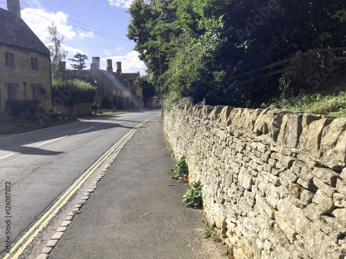 broadway village cotswolds photo