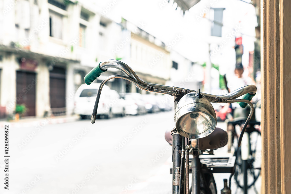 Fototapeta premium Old antique vintage bicycle - vintage effect style pictures